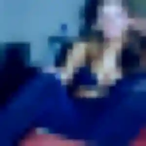 Estee (29 ans) à Bréval cherche un plan cul ce soir