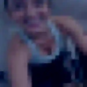 Geraldine, fille de 40 ans propose plan cul à Briantes