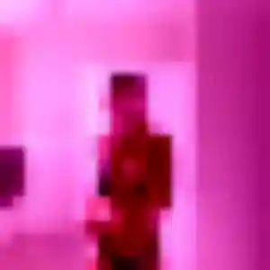 Sarah, 28 ans, disponible à Bricqueville-sur-Mer pour un plan cul