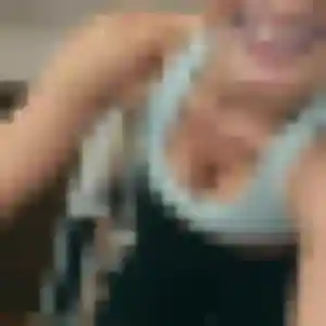 Jolie Yasmina, 22 ans à Bussières - la contacter