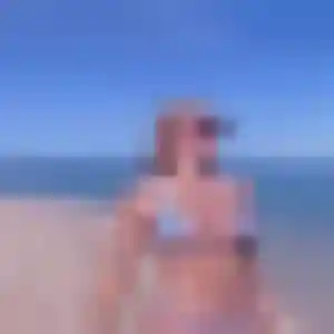 Photo de Blanche à Cabourg (23 ans) - plan cul anonyme