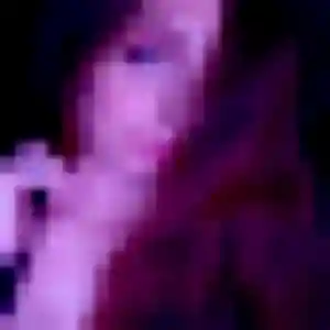 Contacte Bertille, 28 ans à Camoël en privé