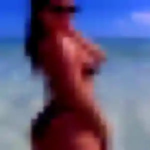 Gladys, 26 ans, cherche un plan cul à Camon