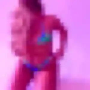 Belle Flavia, 41 ans à Cancale - la contacter