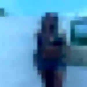 Photo exclusive de Lou-Anne, 29 ans à Canet - rencontre coquine