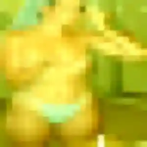 Ava, 33 ans, dispo pour plan cul à Carignan-de-Bordeaux