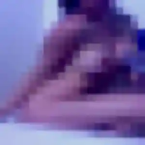 Colombe (25 ans) à Carnoët attend un plan cul ce soir