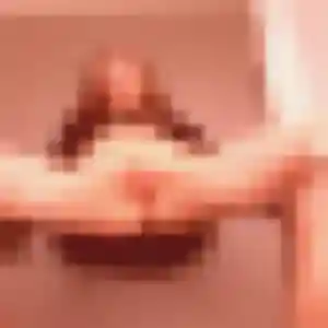 Victoire, 22 ans, connectée à Castries pour une rencontre coquine