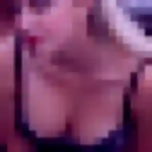 Contacte Nina, 36 ans à Catllar gratuitement