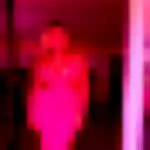 Constance, 22 ans, en ligne à Cayenne pour une rencontre coquine