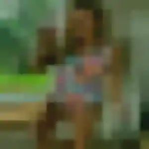 Eva, 24 ans, connectée à Cazes-Mondenard pour une rencontre coquine