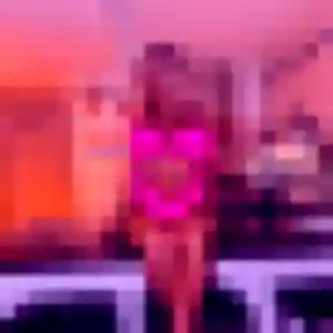 Delia (23 ans) à Cercié cherche un plan cul ce soir