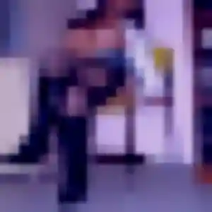 Meriem, 24 ans, en ligne à Cessières-Suzy pour une rencontre coquine