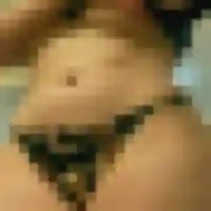 Emilie, 45 ans, en ligne à Chambly pour une rencontre coquine