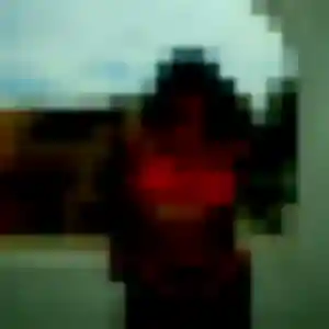 Karine, femme de 33 ans propose plan cul à Champagnac-de-Belair