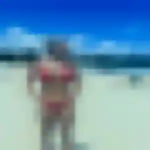 Amel, 30 ans, disponible à Champey pour un plan cul