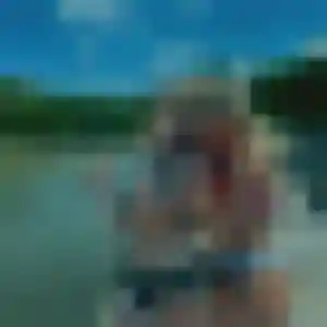 Ulrike, 22 ans, disponible à Champs-sur-Tarentaine-Marchal pour une rencontre coquine