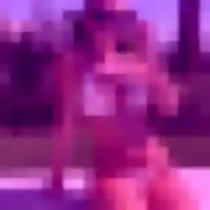 Gwenaelle, femme de 28 ans cherche plan cul à Chantenay-Saint-Imbert