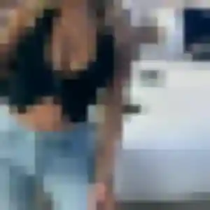 Delia, 42 ans, dispo pour plan cul à Chantrigné