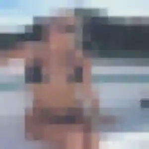 Rejoins Sylviane, 25 ans à Charnas en privé