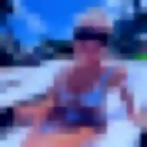 Helena, 28 ans, en ligne à Charolles pour une rencontre coquine