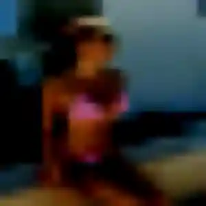 Belle Agathe, 42 ans à Châteaudouble - voir sa photo