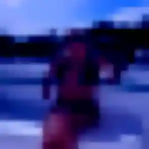 Amel (24 ans) à Châtillon-Saint-Jean attend une rencontre ce soir
