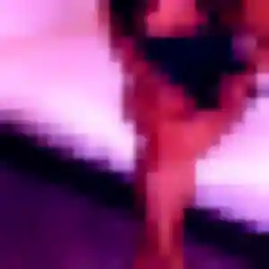 Renee, 43 ans, en ligne à Chezal-Benoît pour une rencontre coquine