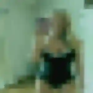 Hajar, femme de 31 ans propose plan cul à Clermont-Ferrand
