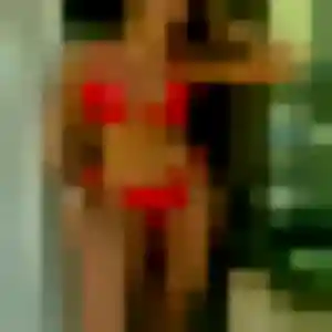 Vicky, femme de 33 ans cherche plan cul à Clion