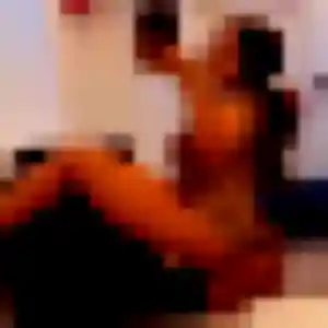 Lise, 36 ans, connectée à Conflans-Sainte-Honorine pour une rencontre coquine