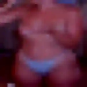 Kim, 38 ans, en ligne à Corte pour un plan cul