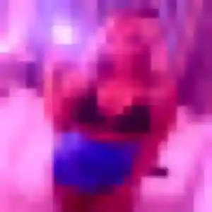 Debora, 43 ans, cherche un plan cul à Coti-Chiavari