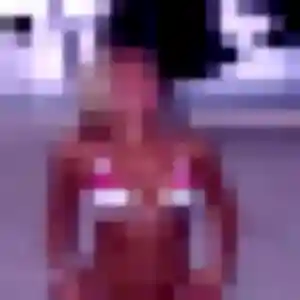 Khadija, 43 ans, en ligne à Coulanges-la-Vineuse pour une rencontre coquine