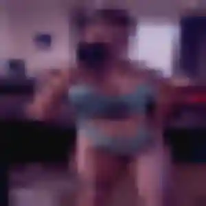 Melodie, femme de 30 ans propose plan cul à Courseulles-sur-Mer