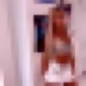 Amandine, 40 ans, en ligne à Courtenay pour une rencontre coquine
