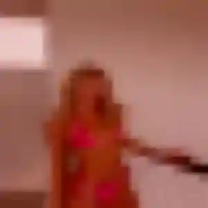 Photo privée de Siham, 23 ans à Coutouvre - rencontre coquine