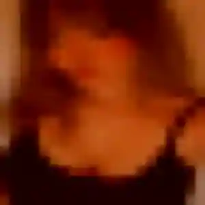 Melanie, femme de 27 ans veut plan cul à Cransac