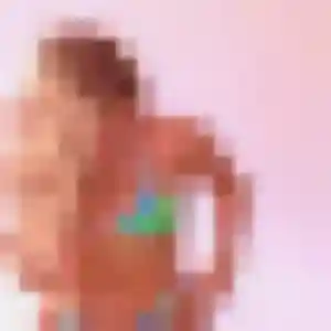 Zineb, 42 ans, connectée à Crayssac pour un plan cul