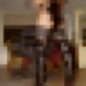 Belle Capucine, 40 ans à Crozon - voir sa photo