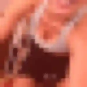 Charmante Tessa, 40 ans à Cruis - voir sa photo
