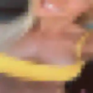 Mathilda de Cruviers-Lascours, 22 ans - plan cul en toute liberté