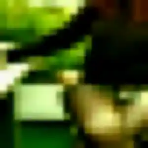Rejoins Louisa, 28 ans à Cuges-les-Pins en t'inscrivant