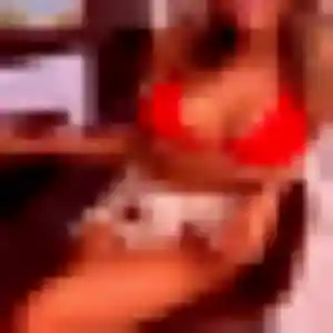 Sixtine, 22 ans, connectée à Cuguen pour une rencontre coquine