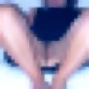 Elena, 42 ans, dispo pour plan cul à Culan