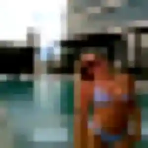 Leonore de Cussac, 24 ans - plan cul discret