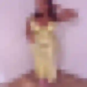 Veronique, 29 ans, en ligne à Dampierre-sur-Linotte pour un plan cul