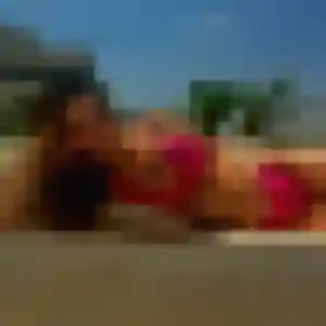 Daphne, femme de 35 ans propose plan cul à Delle
