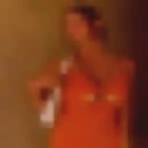 Berenice, 28 ans, connectée à Dirac pour une rencontre coquine