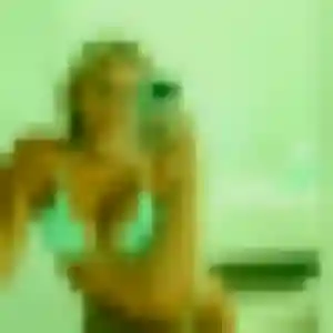 Renee, 27 ans, dispo pour plan cul à Doizieux
